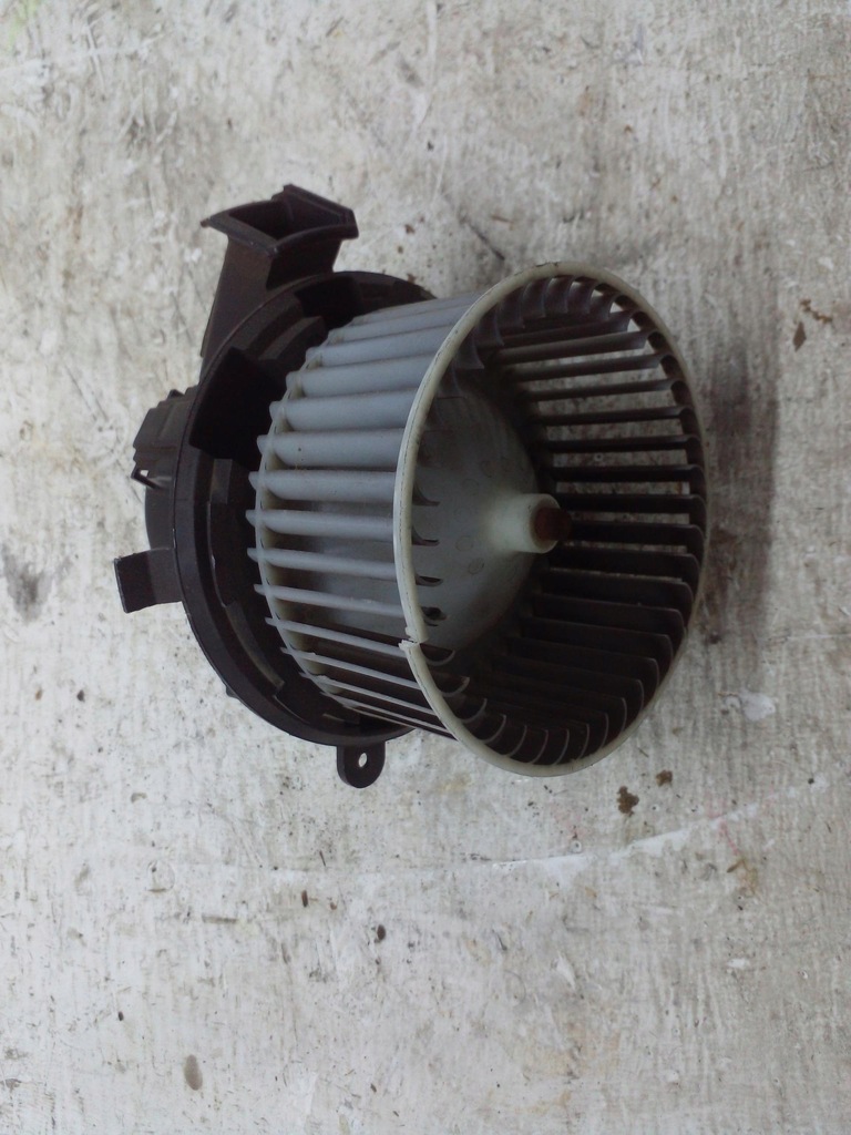 фото №1, Вентилятор вентилятор renault twingo iii ee797001 eu