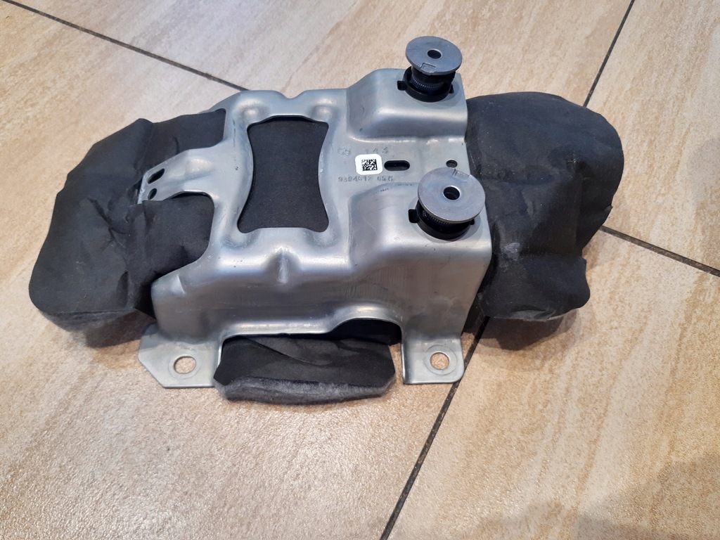 фото №9, Кронштейн консолі центральної середній тунель bmw x3 g01