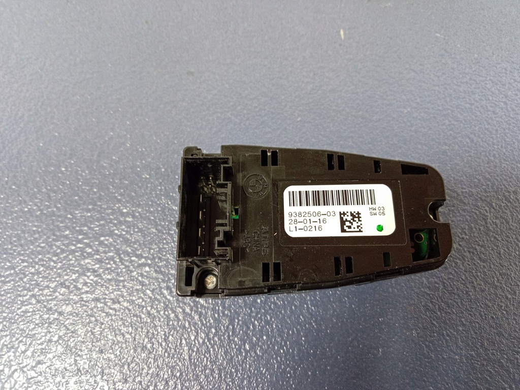 фото №5, Bmw 7 g12 перемикач скло двері задніх 9382506