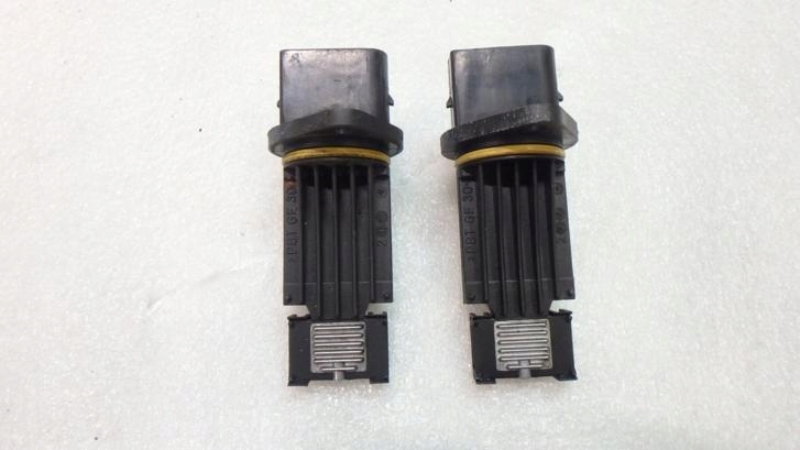 Купити Mercedes витратомір маси повітря a6110940048