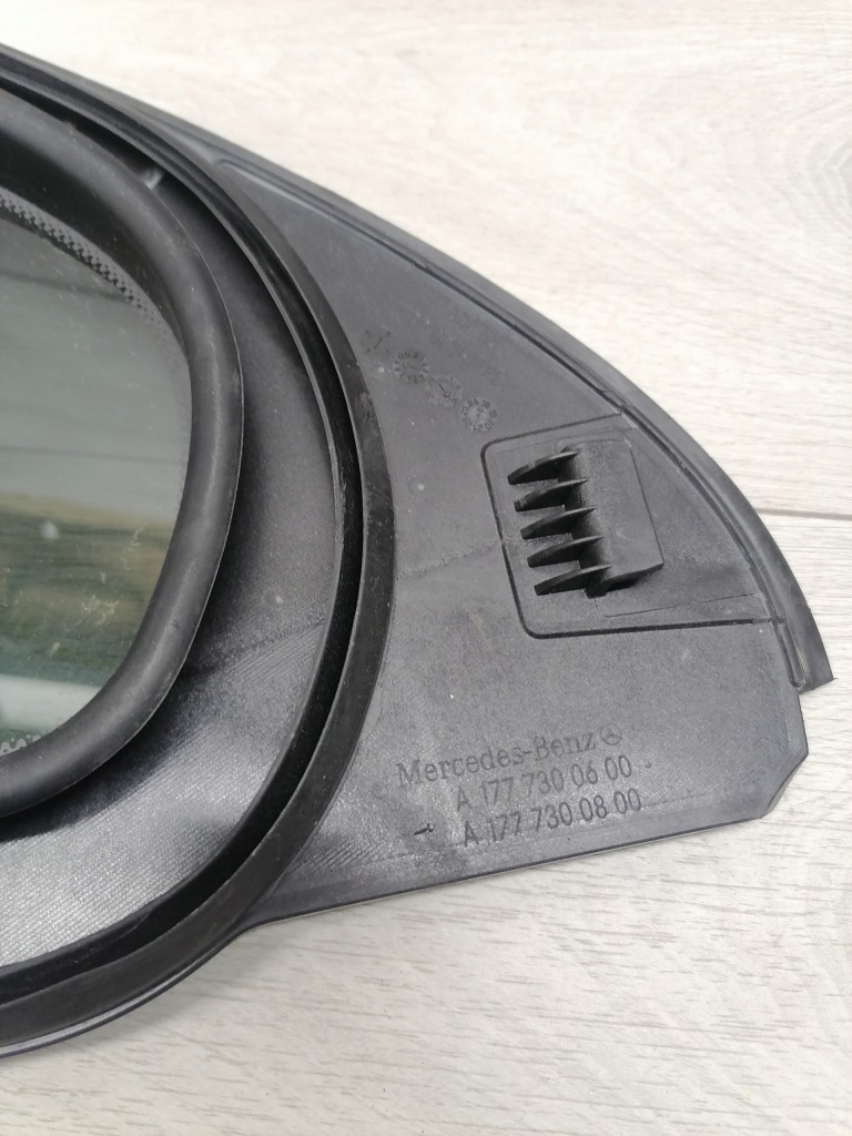 Mercedes a177 стекло правый задний  a1777300600 с Разборки