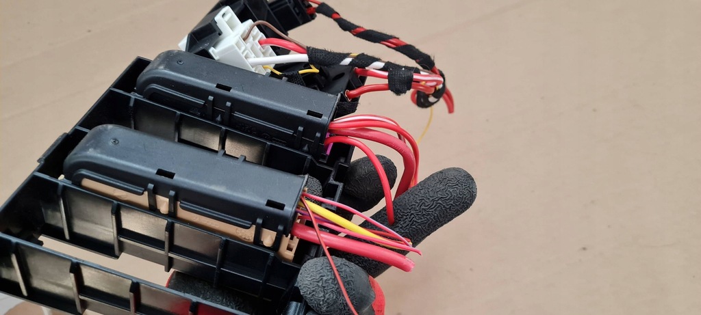 фото №9, A6 c8 4k кронштейн кронштейн коробка предохранителей 4k0971845 a7 4k