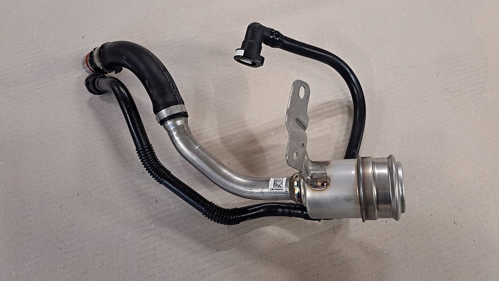 фото №1, Заливная горловина шланг топлива труба 5a1e0f7 bmw x5 g05 x6 g06