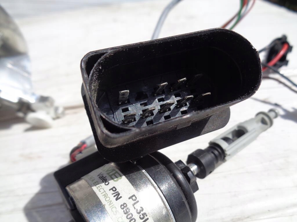 фото №13, Моторчик лампы левый ксенон 3d1941015h vw phaeton 02-06r.