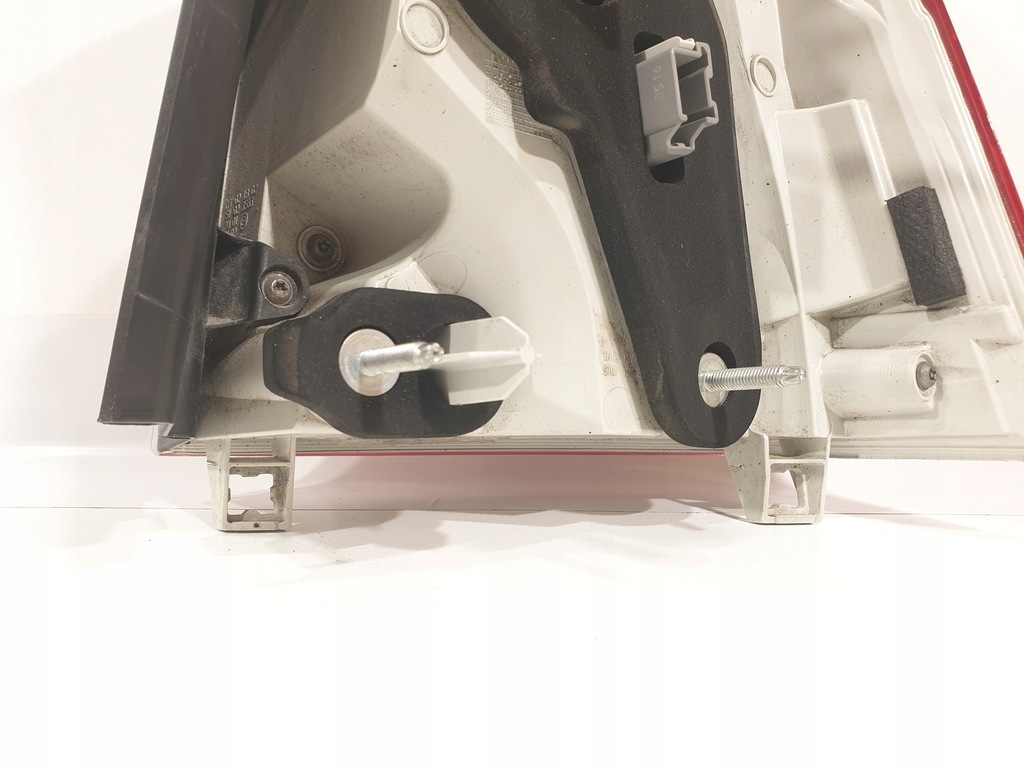 фото №16, Volvo v70 iii xc70 ii 12-16 лампа задняя кузовная левая lh 31395959