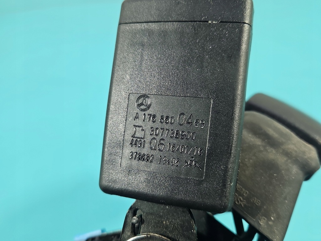 фото №8, Замки поперечина задня 3szt kpl infiniti q30 a1768600369 a1768600469