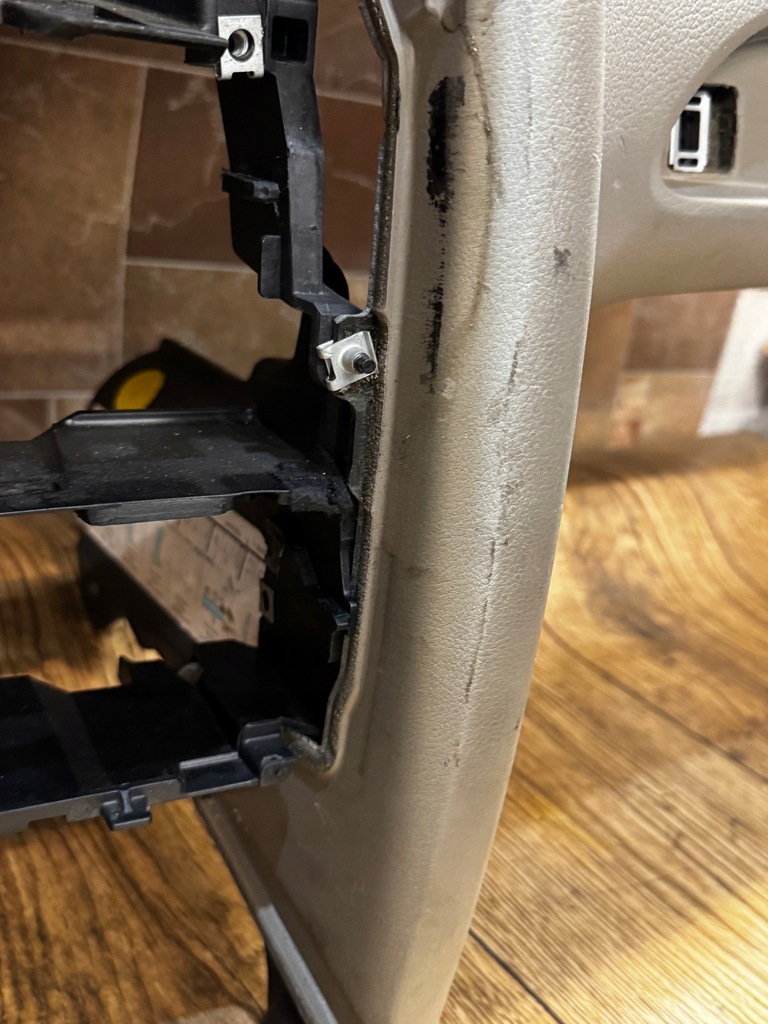 фото №16, Audi a6 c6 приборная панель приборная серая europa бежевая