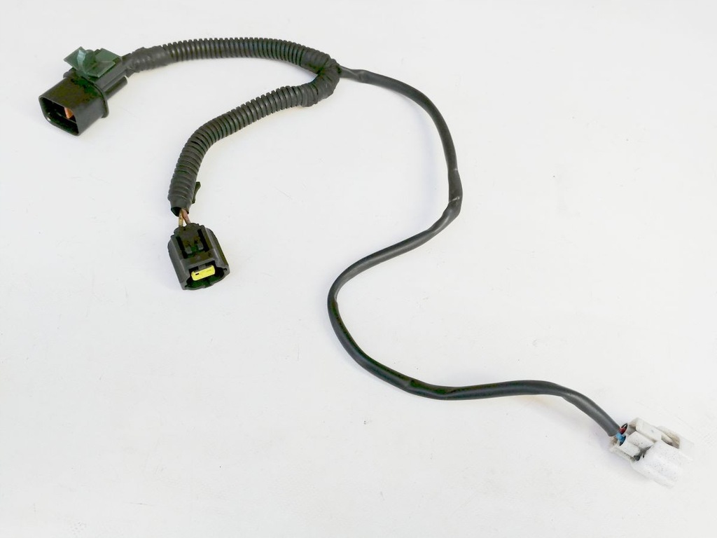 фото №1, Mitsubishi canter fuso 3,0did електропроводка штекер