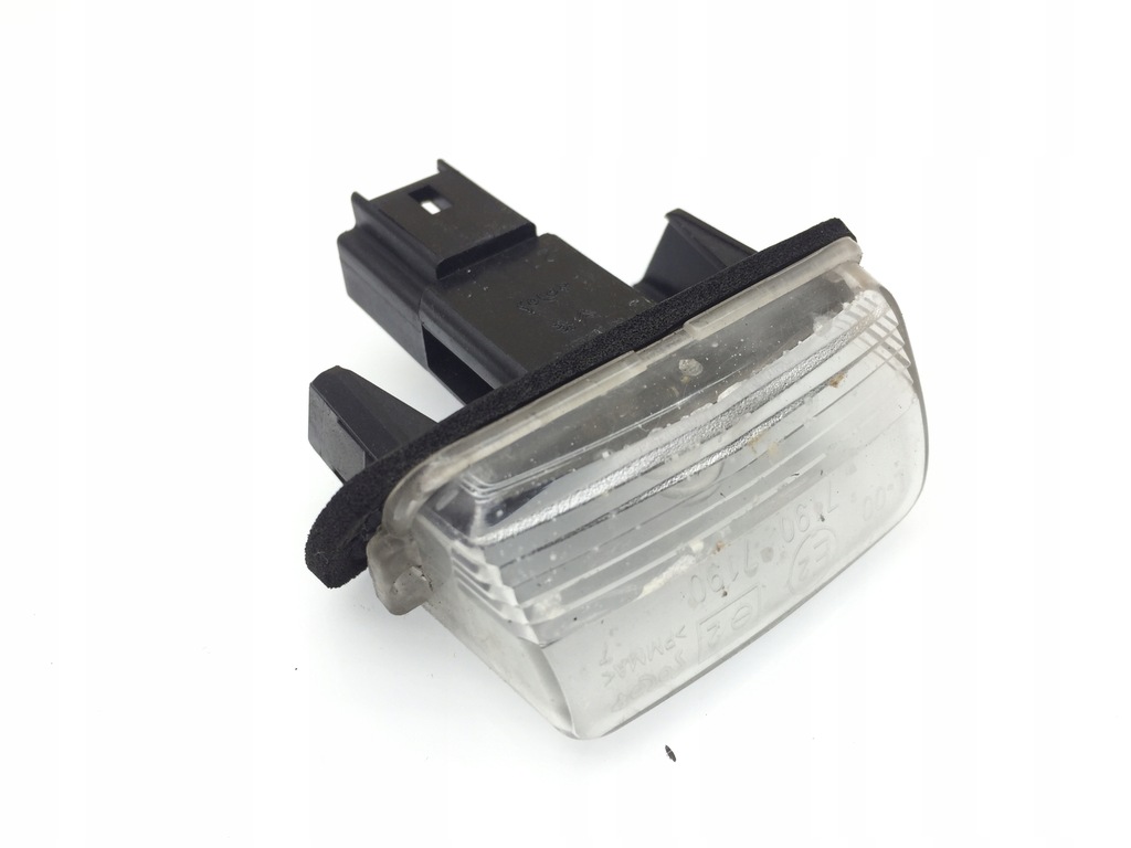 фото №1, Citroen ds4 лампа освещение номерного знака регистрационный