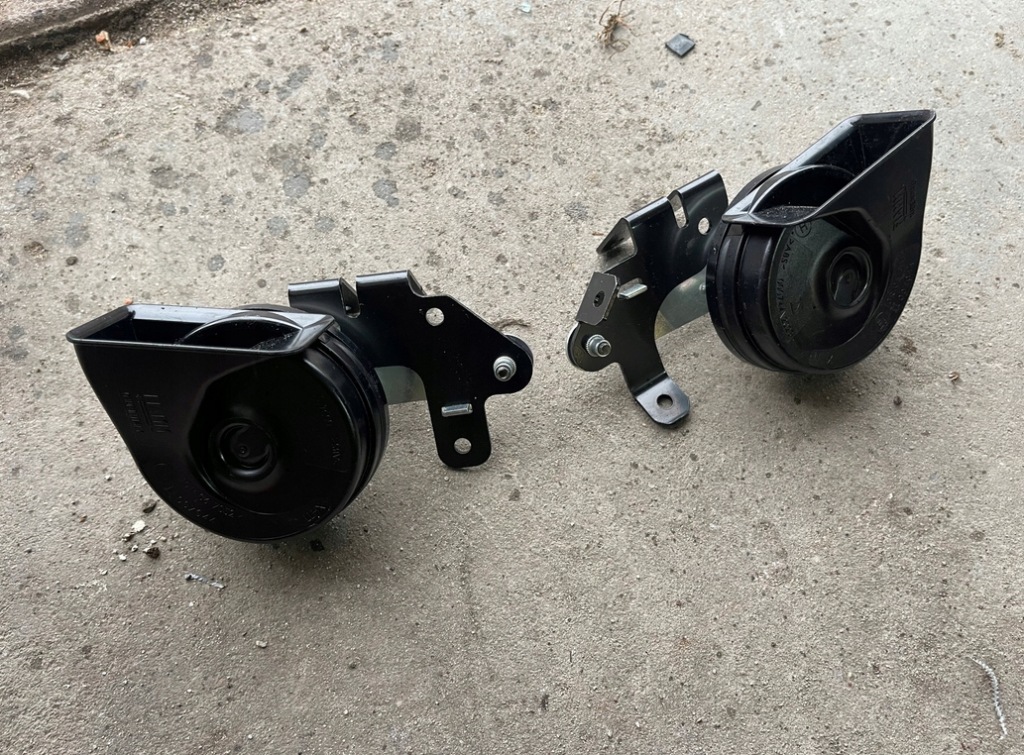 фото №1, Ferrari f8 roma клаксон сигнал 789532 dx