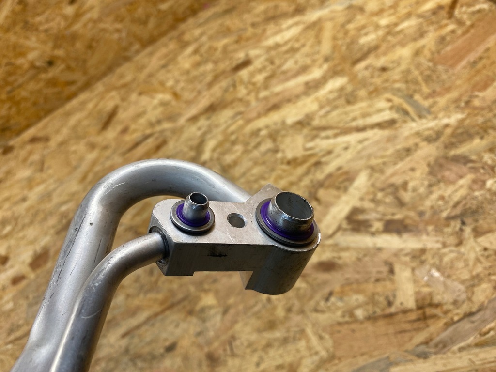 фото №13, Wąż шланг кондиціонера bmw x5 g05 x6 g06 9496579