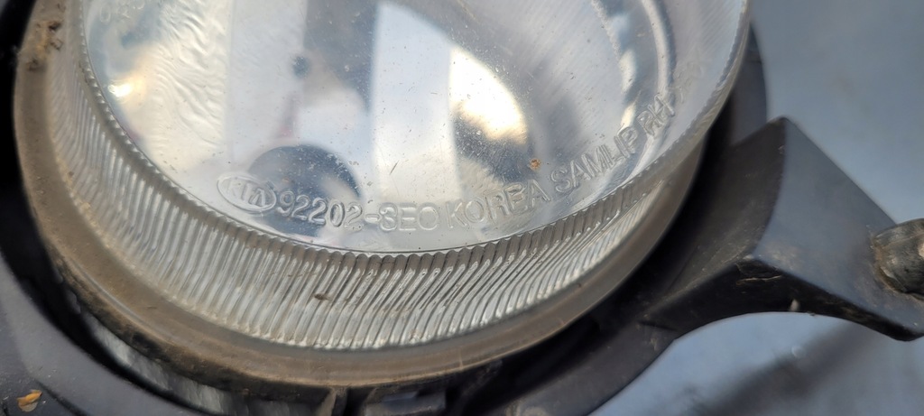 фото №2, Kia sorento i противотуманная фара правый