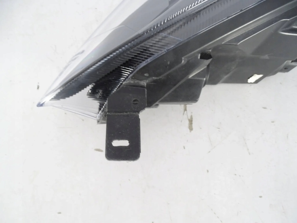 фото №7, Лампа перед передняя правая ford fiesta mk8