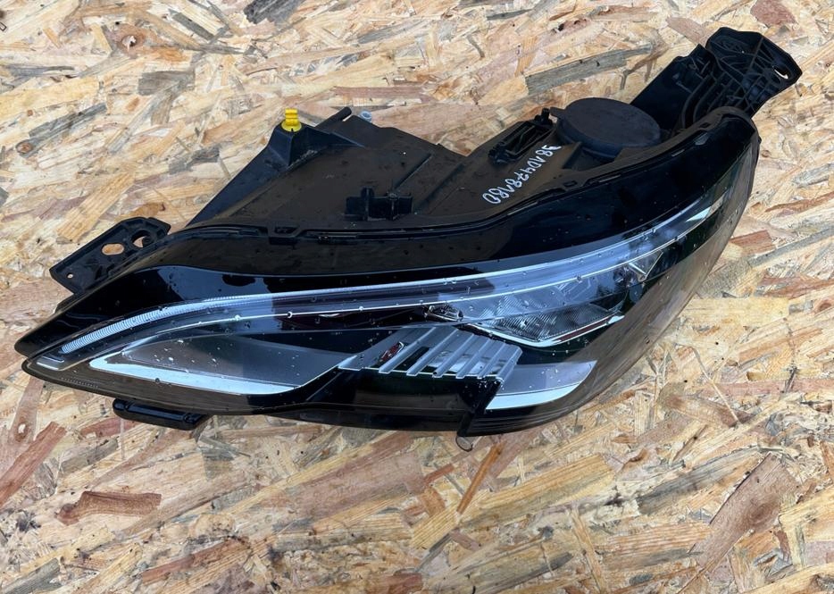 Купить Фара перед передняя левая led peugeot 3008 2