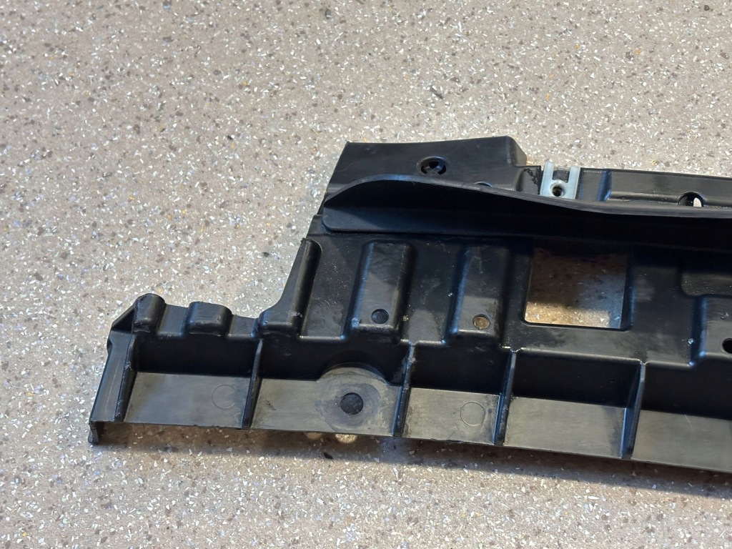 Кронштейн  бампера передний перед bmw 4 g22 g23 g24 g26 8081418 Цена