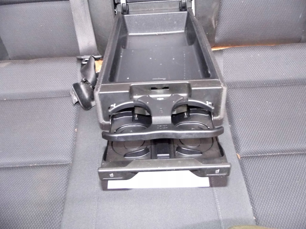 фото №12, Audi a4 b6 00-05' kombi заднее сиденье задняя