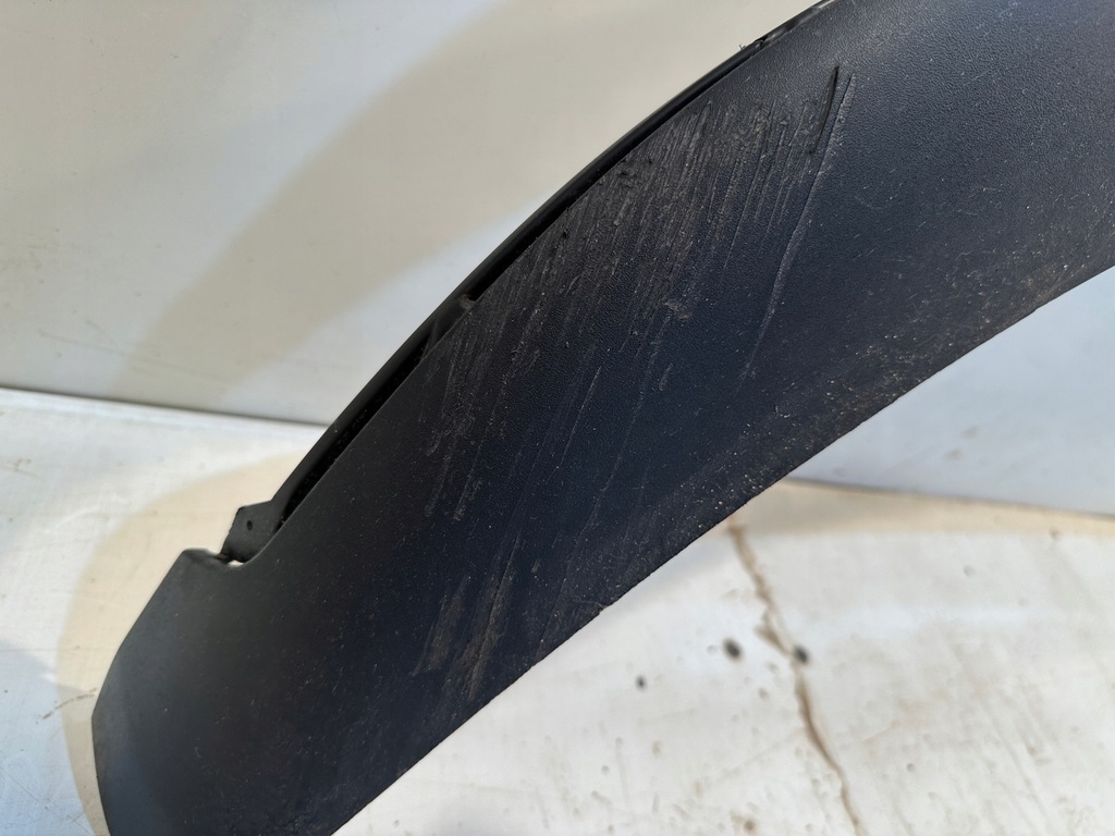 фото №8, Porsche taycan 9j1 спойлер накладка dół бампера перед спойлер