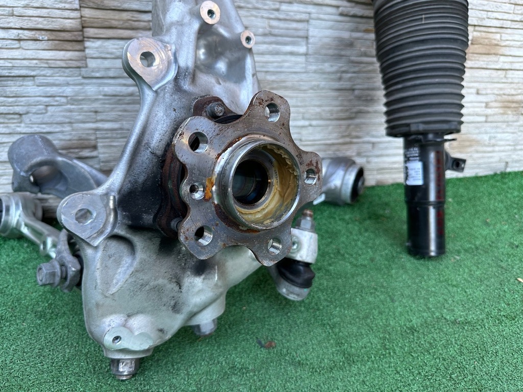 фото №7, Поворотний кулак важелі амортизатор bmw x5 g05 x6 g06 6869032 6876656