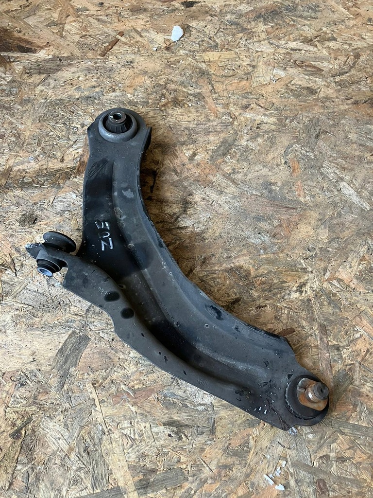 фото №4, Рычаг левый renault zoe