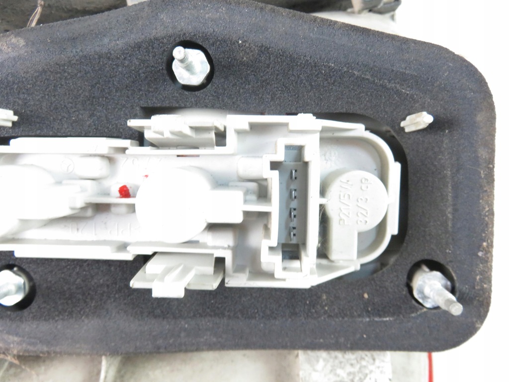 фото №6, Лампа права задня mercedes b-class w245 a1698202464