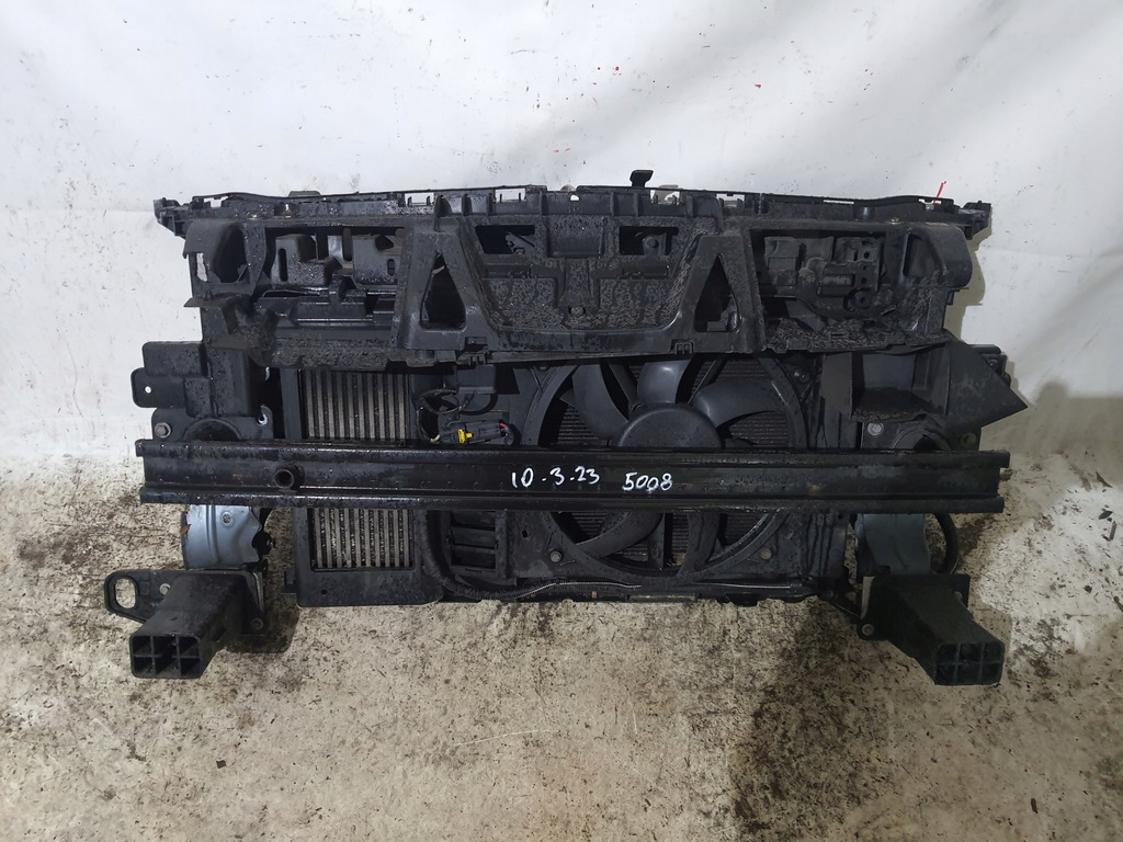 фото №1, Peugeot 5008 08-13 pas передний hdi