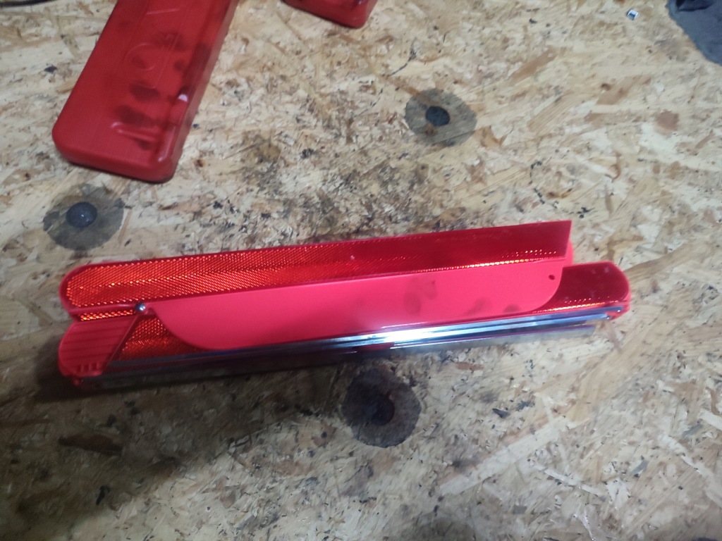 фото №1, Трикутник попереджувальний 27r0307067 volvo v60 s60 ii 10-18