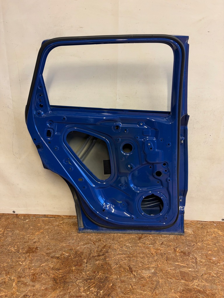 фото №9, Seat ateca skoda karoq левая задние дверь polecam