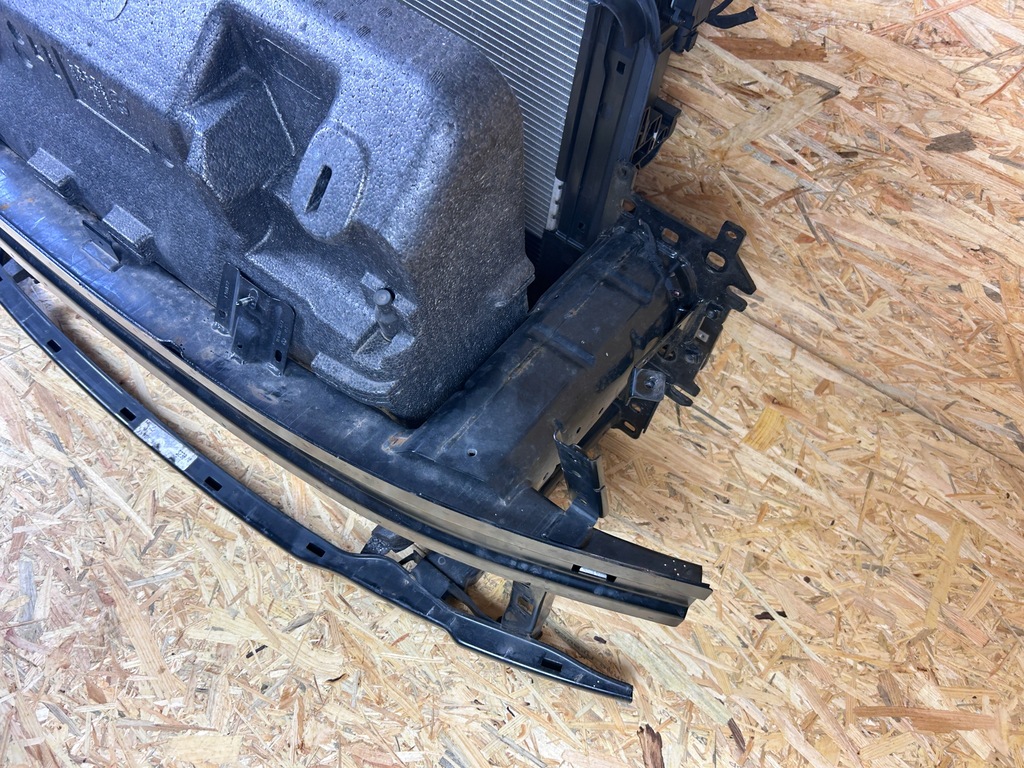 фото №11, Pas передній підсилювач балка радіатор vw id.4 id4 електрик 2020-