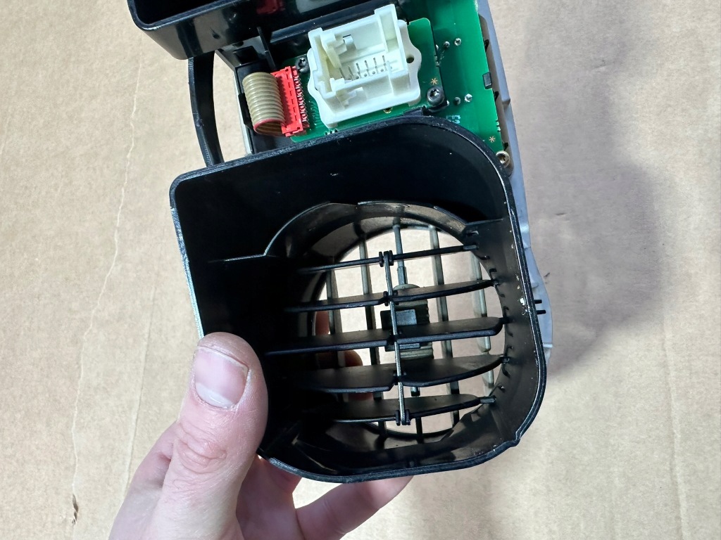 Kartka обдув середня, середина, повітропровід mercedes sl r230, w230 za, бежева Оригінал