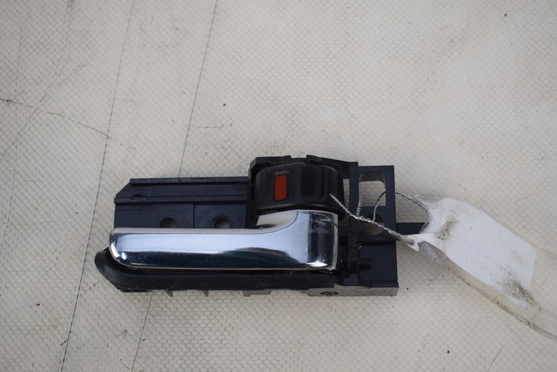 фото №2, Ручка внутренняя правая задняя toyota avensis t25