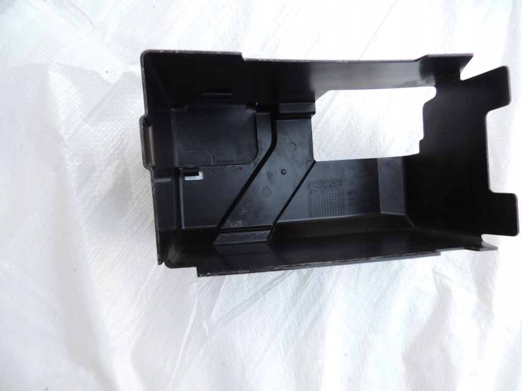 Корпус аккумулятор opel insignia b 23253933 84116582 с Разборки