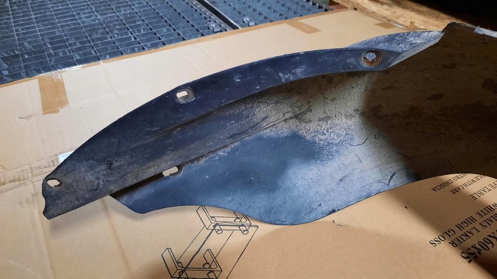 фото №4, Подкрылок правый задняя volvo v40