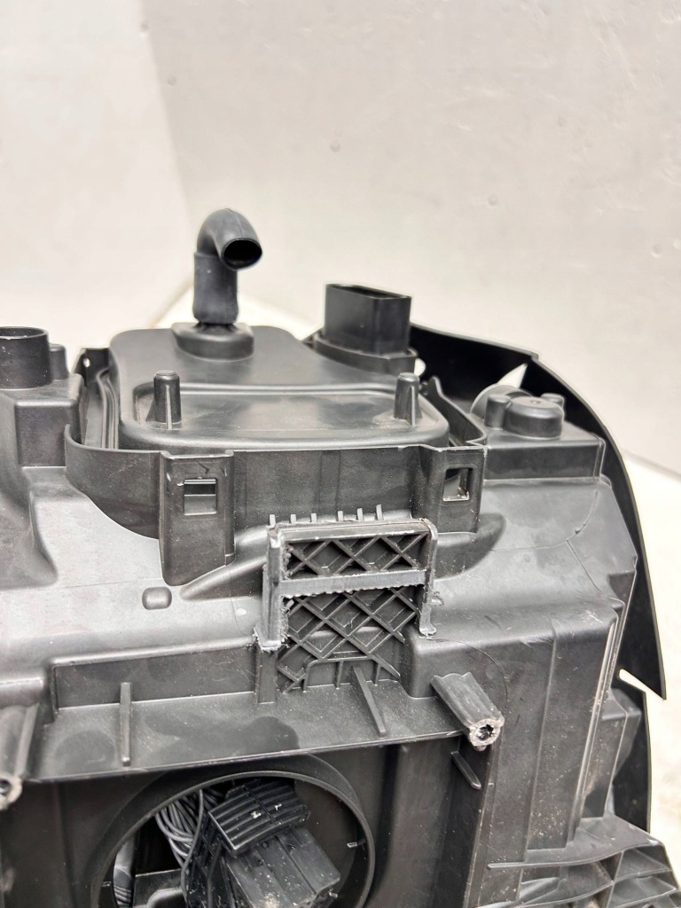 Porsche macan 95b рестайлінг  2022 ліхтарі  led перед передні комплект ліва правий Ціна