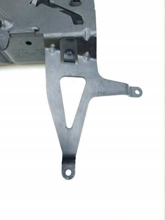 фото №8, Монтаж bentley bentayga 2017 4m0907371