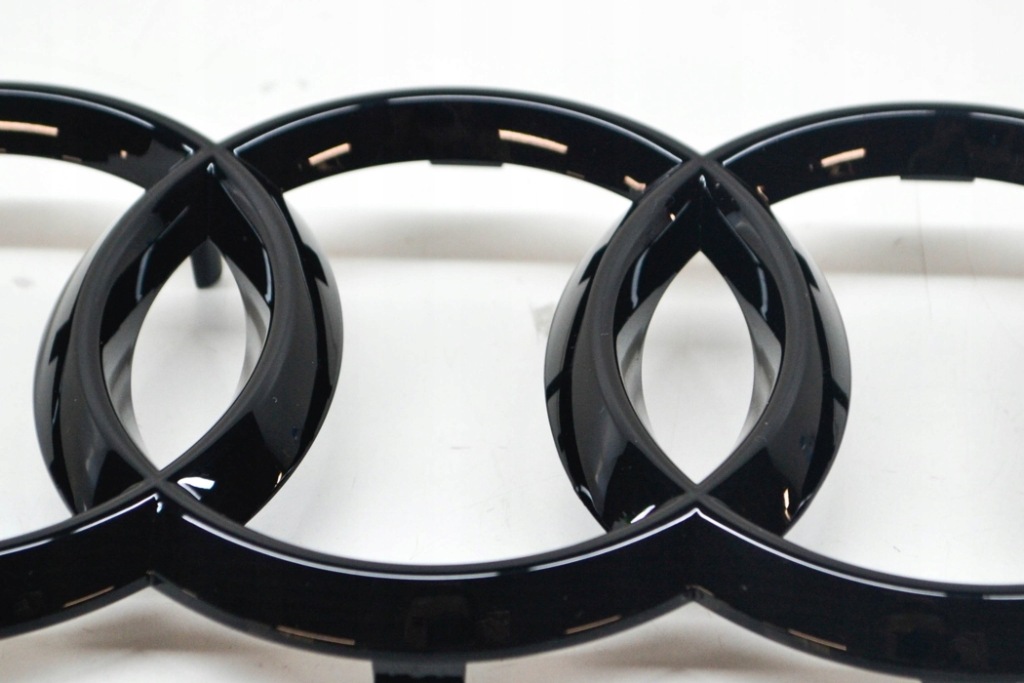 Audi e-tron передній бампер решітка радіатора радіатора емблема новий оригінальний 4ke853 Зі Шроту