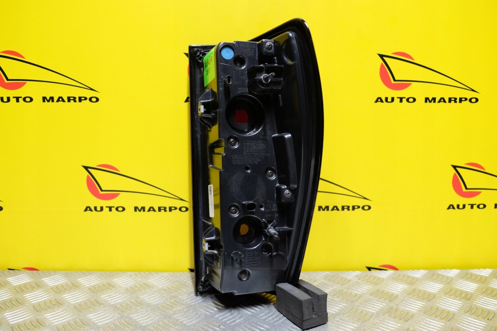 Купить Gmc sierra 2019- лампа задний  левая задняя америка