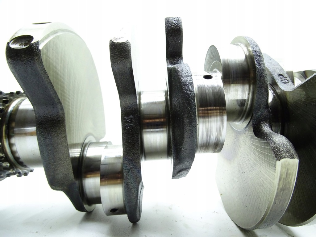 Купити Wał колінчастий audi a4 b7 a6 c6 3.0 tdi 059101ae gggg