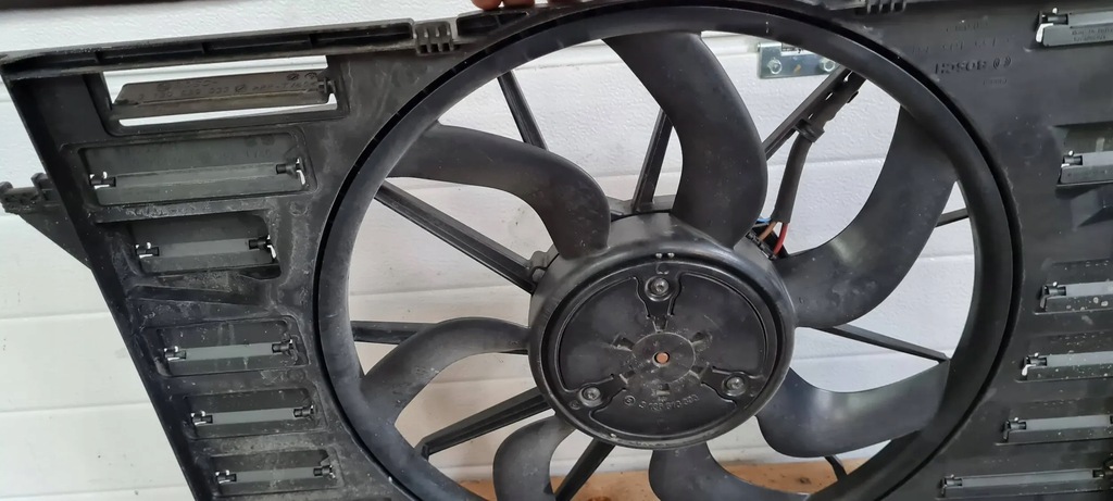 фото №13, A4 b9 8w вентилятор радиатора 2.0 tdi 8w0121003b a5 8w q5
