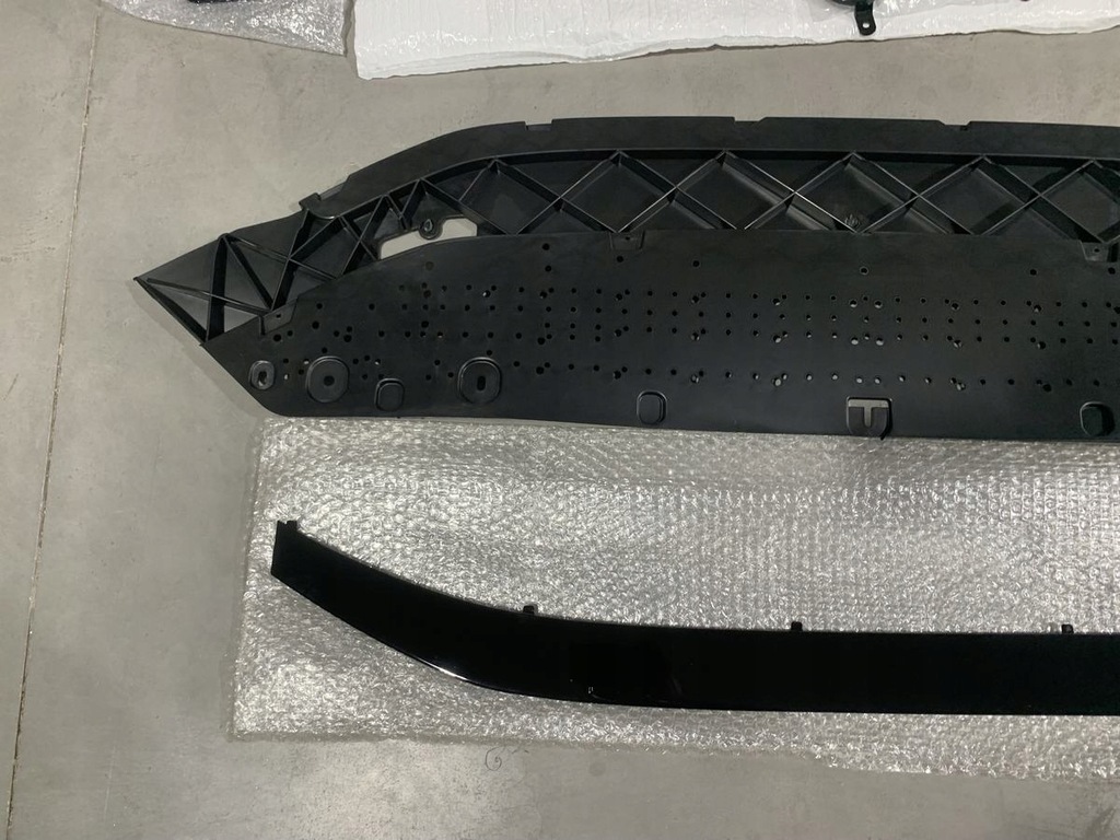 фото №10, Бампер перед audi a4 b9 8w 20- lift rs4 look + нижня захист