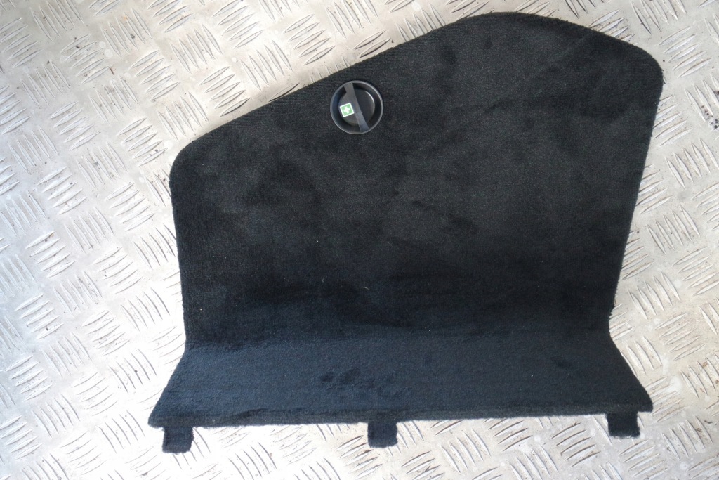 Купить Крышка аптечка mercedes w190 gt amg