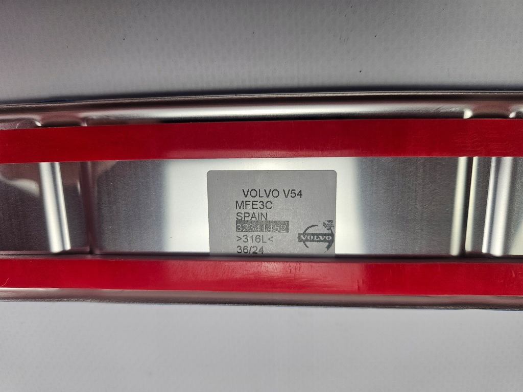 Купить Volvo v90 2016 - молдинг накладка хром бампера задняя nowa w пленка 32341447