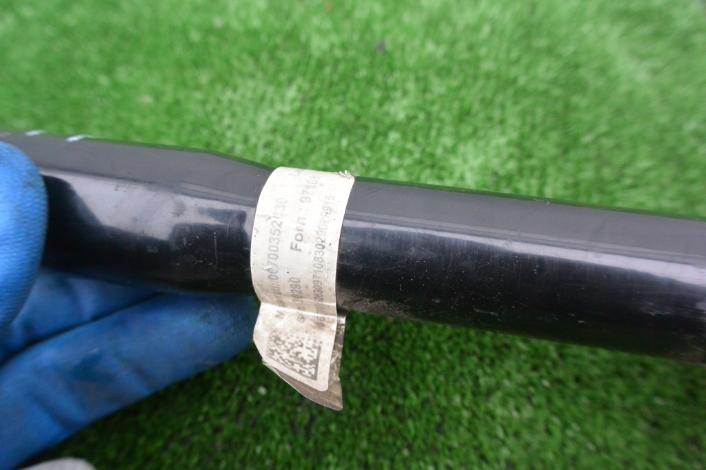 Приводной вал правая задний  3.0d maserati quattroporte ghibli Недорого