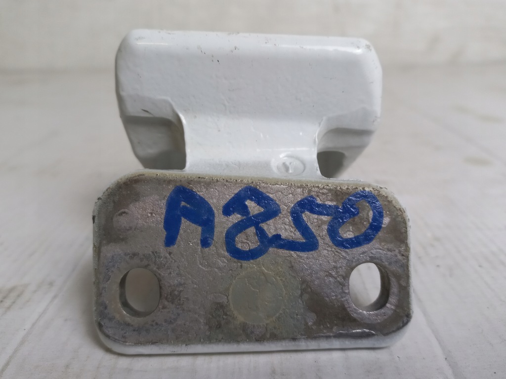 фото №4, Sprinter 907 петля задні двері задня задній