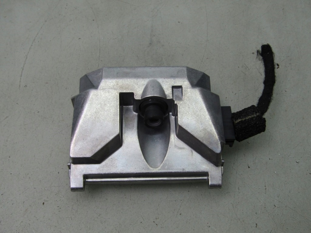 фото №1, Mazda 3 bp iv 21r камера стекло лобовое ассистент переключения поперечина движения 67xcx-j