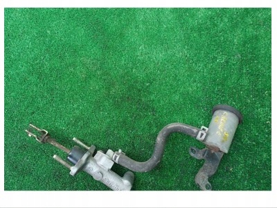 фото №1, Toyota carina e 1.6 97r - помпа сцепления