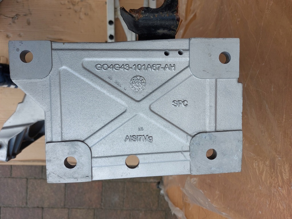 фото №16, Pas передній pdłożnica чашка підкрилок aston martin vantage 17r