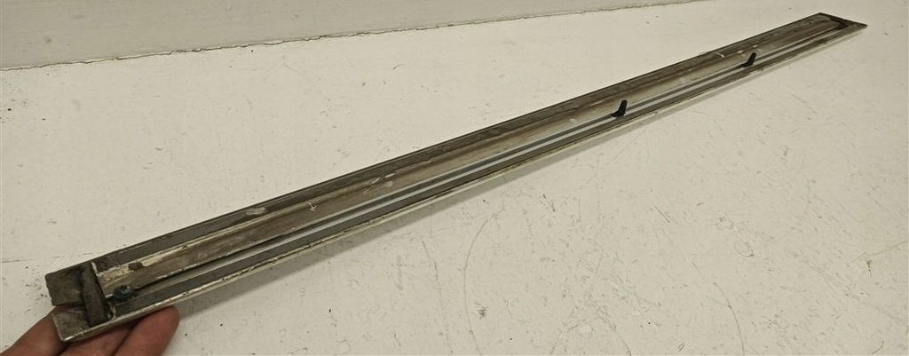 фото №6, Молдинг дверь нижняя левый задняя vw phaeton 3d 02-10 lc7w