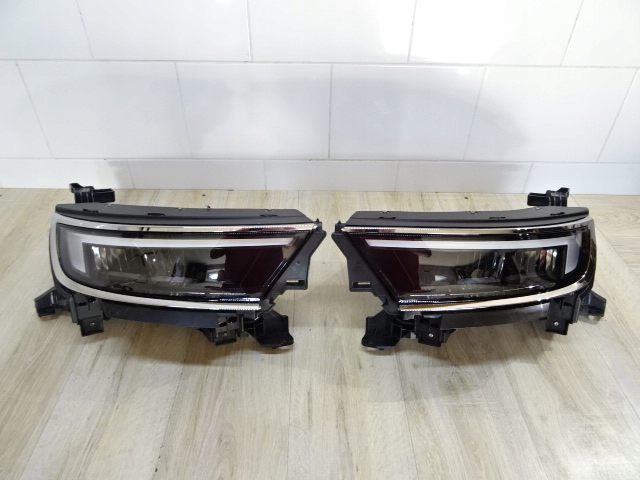 Купить Opel mokka led фара левая перед новая  9834008280