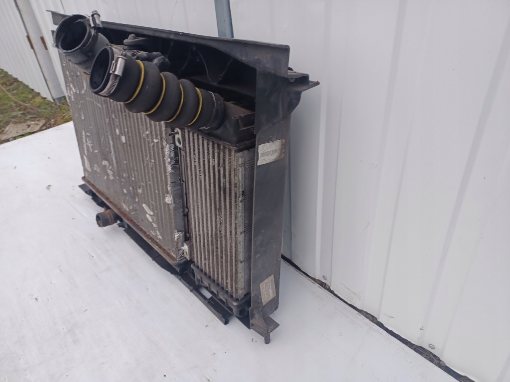 Peugeot 308 1.6d t7 рестайлинг  2012 ремень передний комплект радиатор 8747167 Цена