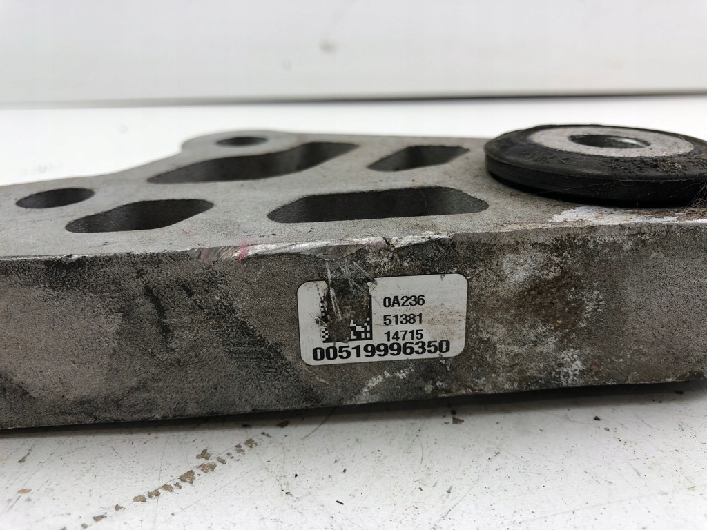 фото №3, Jeep renegade кронштейн двигателя 00519996350